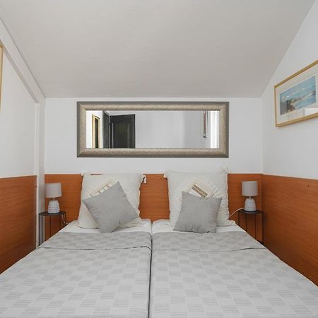 Villa David Vodice Esterno foto