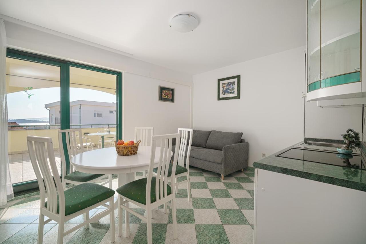 Villa David Vodice Esterno foto